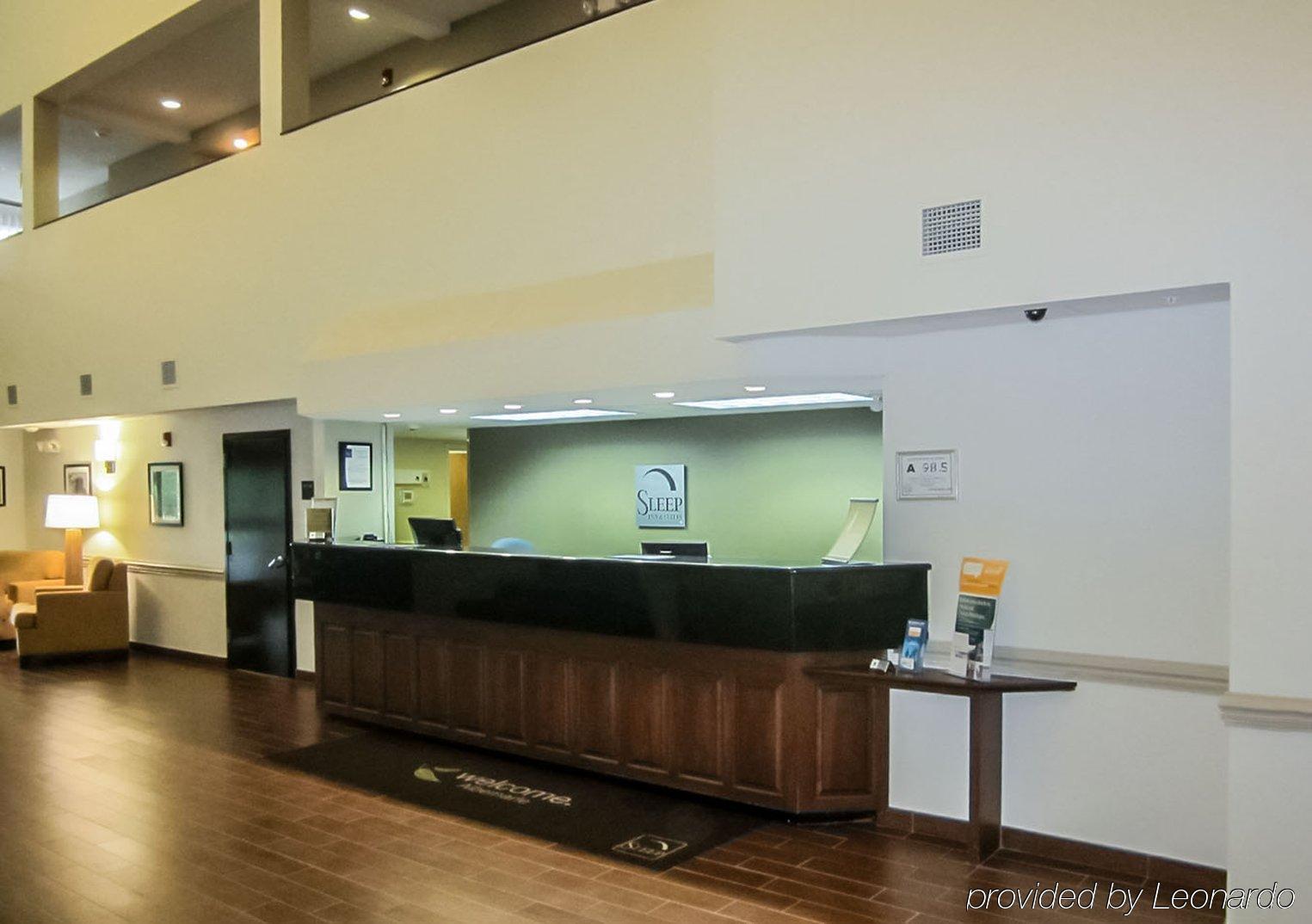 Clarion Pointe Albemarle Hotel Exterior photo